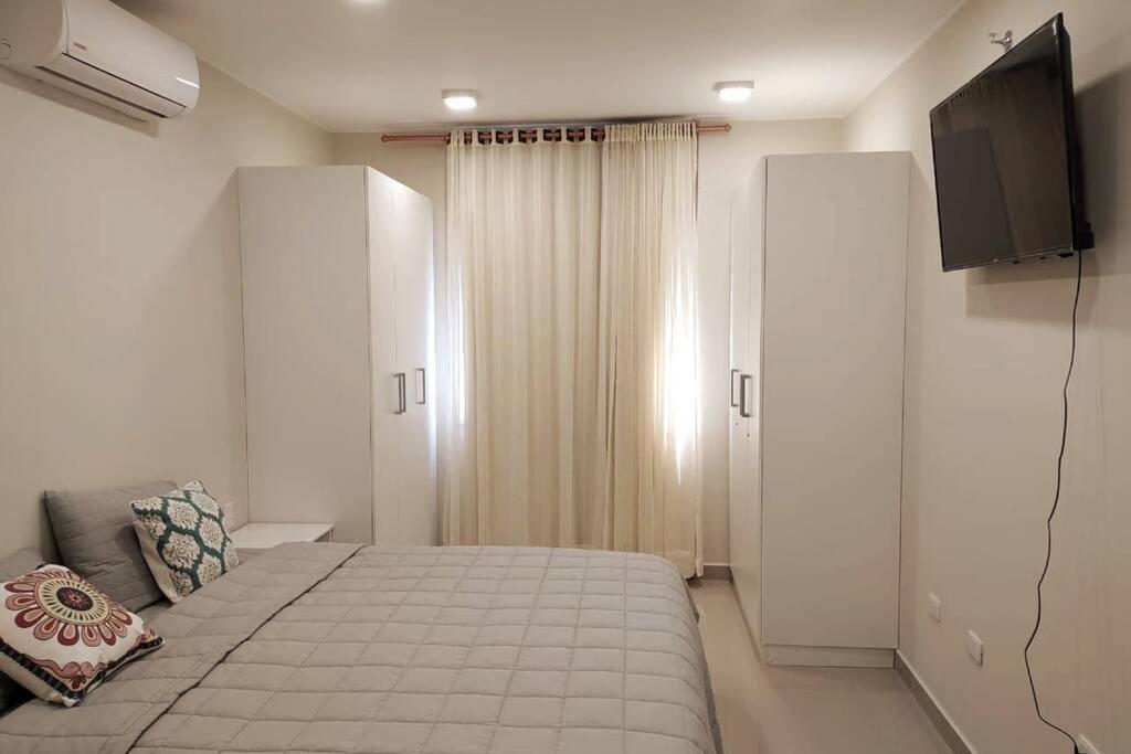 Condo In Villamorra, 2 Bedrooms Assunção Exterior foto